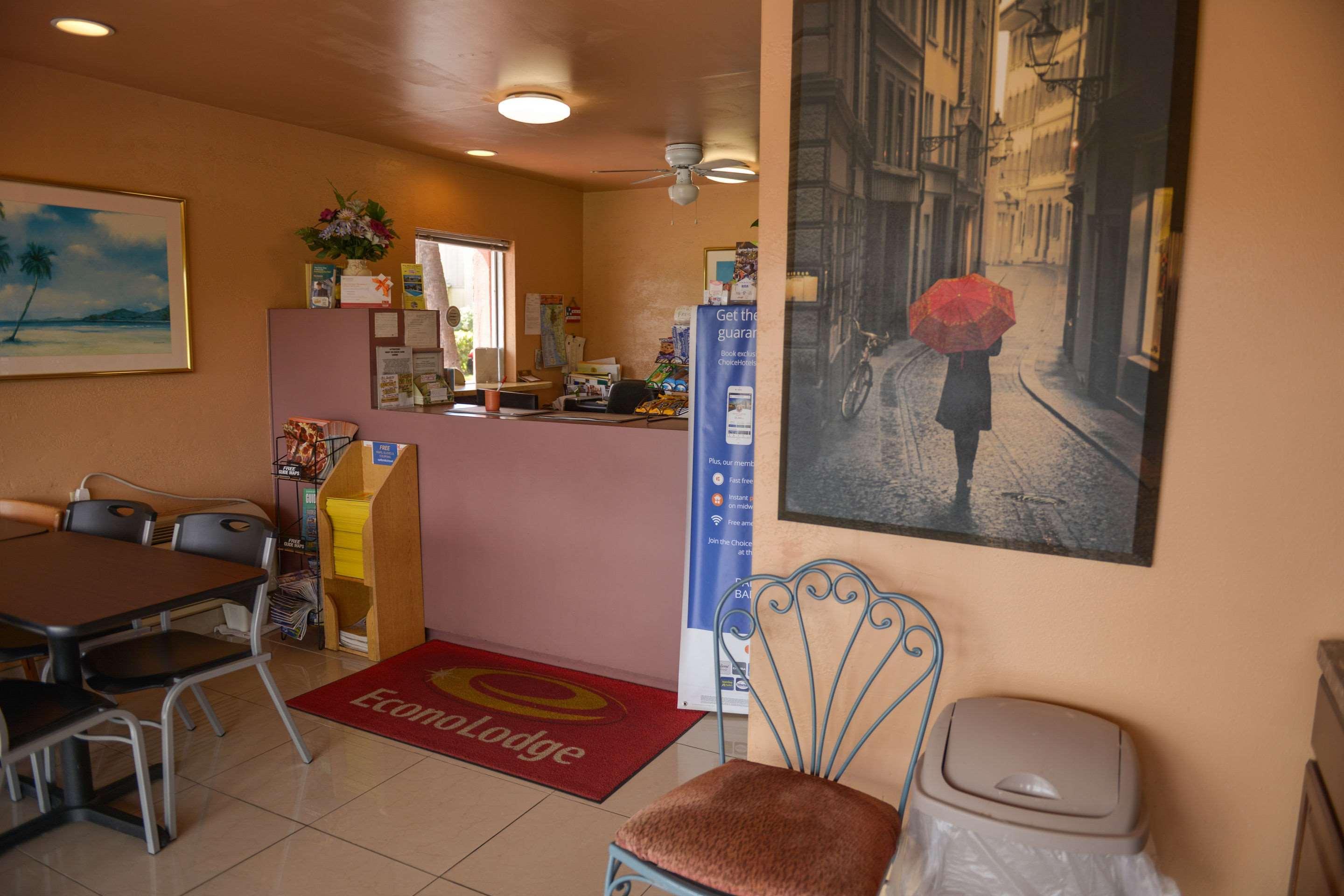 Econo Lodge North North Fort Myers Bagian luar foto